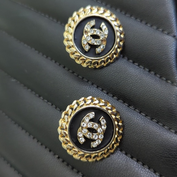 Chanel Vintage Logo Gold and Black Logo Pierced Earrings - Picture 4 of 14